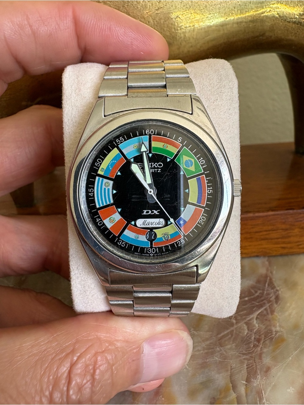 Vintage RARE Seiko Dx FIFA World Cup Latin America Flags  Watch 1990 EUC